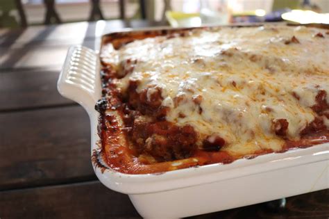 Momfessionals: Lasagna Casserole