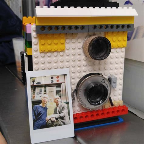 Из конструктора LEGO собрали фотоаппарат - Locals
