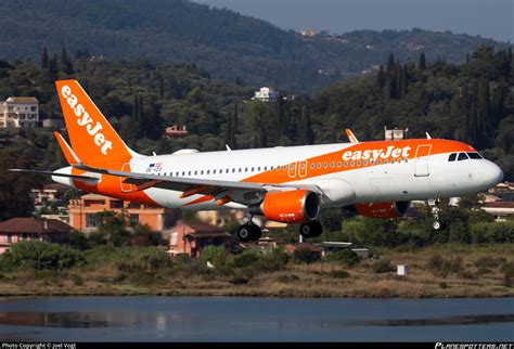 Oe Izo Easyjet Europe Airbus A Wl Photo By Joel Vogt Id