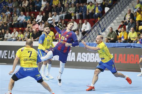 BM Caserío Ciudad Real 27-37 Barça: Another win to remain leaders