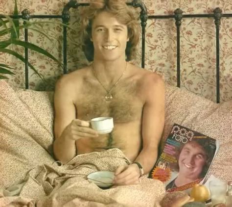 Pin Em NAKED ANDY GIBB