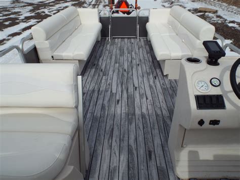 vinyl flooring marine 3