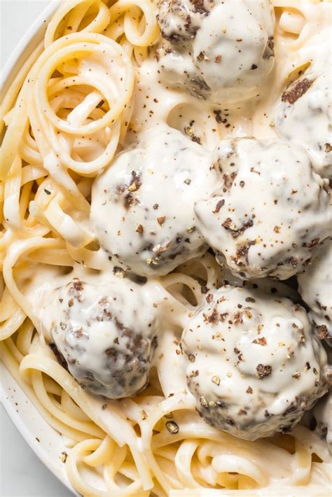 Alfredo Meatballs Easy Meatballs In The Best Sauce