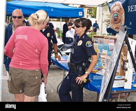 Latina Police Officer Hi Res Stock Photography And Images Alamy