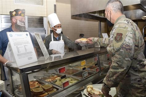 Alamo Wing Senior Leaders And Honorary Commanders Serve Up