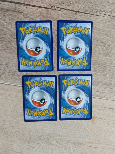 Lot De 4 Cartes Pokemon Pikachu Salameche Carapuce Et Bulbizarre