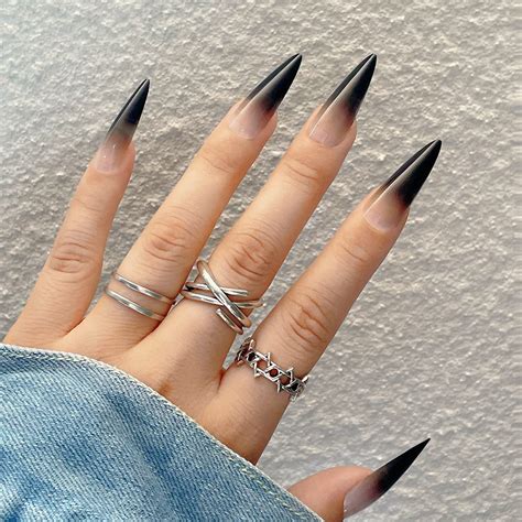 Stiletto Nails