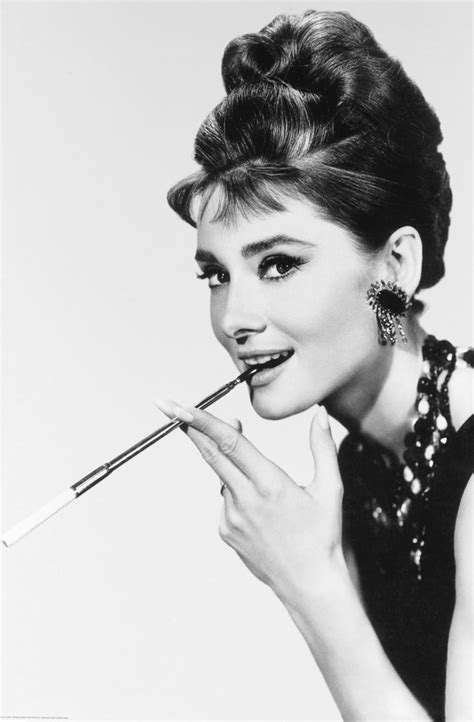 Audrey Hepburn S Looks And Fashion Photos