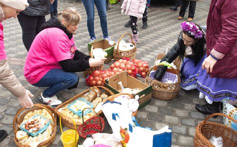 Wysz Y Na Ulice Elbl Ga I Zach Ca Y Do Wybierania Polskich Produkt W