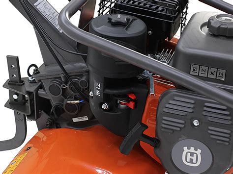 Мотокультиватор Husqvarna TF 230 купить по выгодным ценам в интернет ...