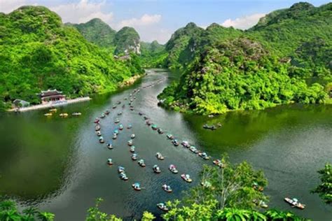 Trang An Mua Cave Tour Small Group Deluxe Trang An Tour All Included