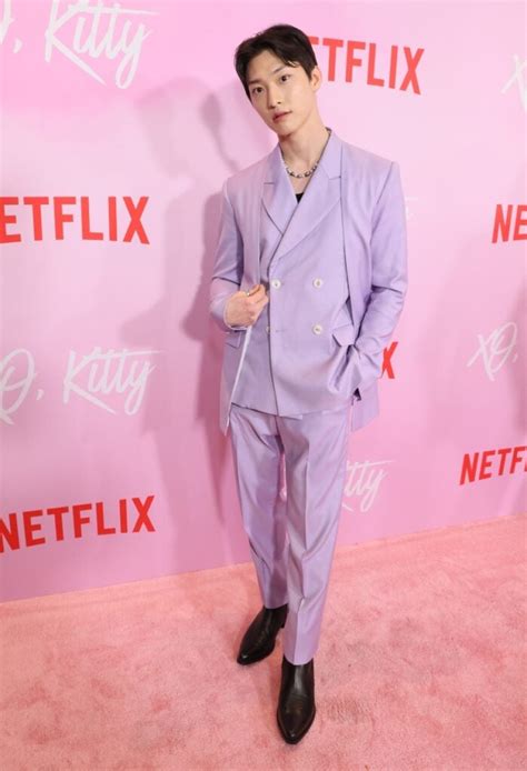 ‘xo Kitty Premiere Noah Centineo Supports Anna Cathcart