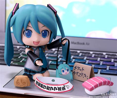 Preview De La Nendoroid De Mikudayo 10th Anniversary Ver Por Good