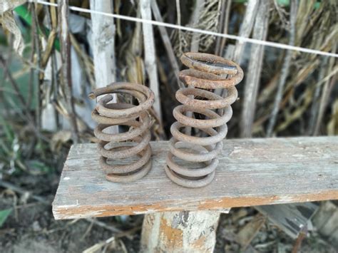 Замена задних пружин и амортизаторов + тормозная трубка и шланг ...