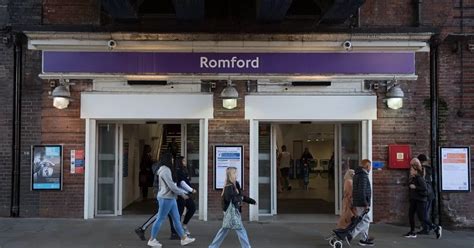 Romford Stabbing Man 20s Knifed Near East London Station After Being