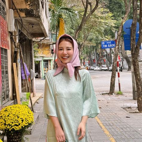 Hot girl đình đám một thời lộ visual cam thường khác xa ảnh tự đăng biết danh tính người chụp