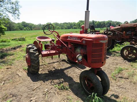 Lot 39c 1941 Farmall B Tractor Vanderbrink Auctions