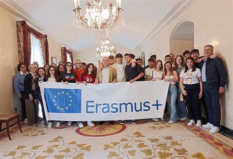 El Ayuntamiento Recibe La Visita De 2 Grupos Erasmus Que Se Encuentran