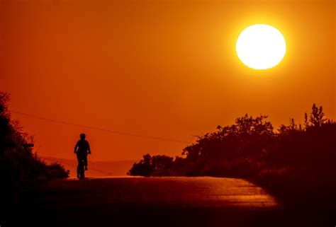 hot summer   places