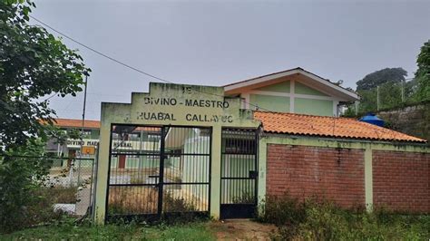 Colegio Divino Maestro Huabal En Callayuc