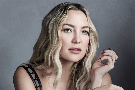 ‘ive Not Led A Very Traditional Life Kate Hudson On Glass Onion