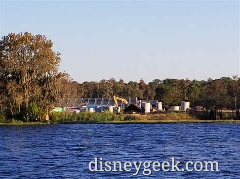 Wdw Pictures Reflections A Disney Lakeside Lodge Construction The