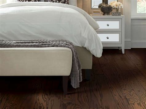 Traditions Oak 5 Smw21 Chocolate Costco And Shaw Engineered Hardwood Floors Shaw Floors