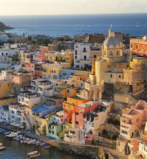 Airstream mieten - Glamping auf Procida - ItalyAirstream Park