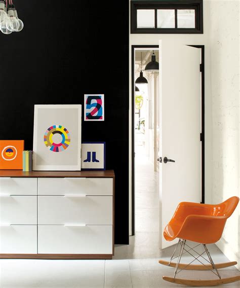 Experts reveal why you should paint your bedroom black | Homes & Gardens