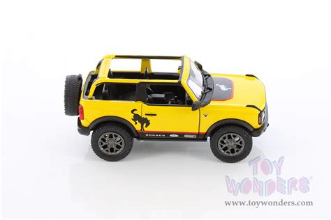 2022 Ford Bronco Open Top Livery Edition 5438DFA 1 34 Scale Kinsmart