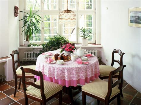 37 Inspiring Breakfast Table Ideas | Table Decorating Ideas