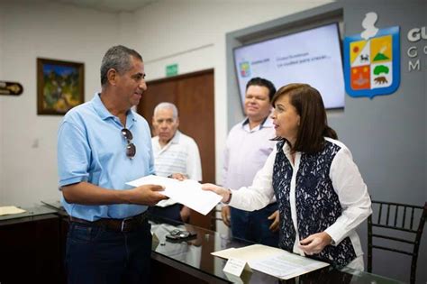 Entrega En Guadalupe Escrituras Y Suman 375 Propiedades