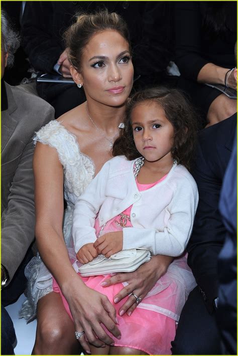 Jennifer Lopezs Daughter Emme Is A Singer Just Like Her Mom Photo