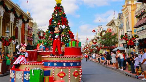 NAVIDAD En MAGIC KINGDOM Personajes Desfiles Y Proyecciones En El