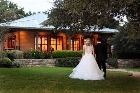 Inn on Lake Granbury - Granbury, TX - Wedding Venue