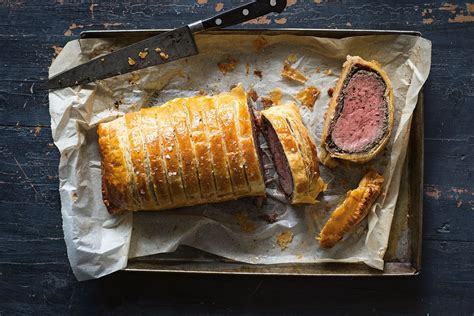 Beef Wellington : Beef Wellington Recipe Raymond Blanc Obe / So, you've ...