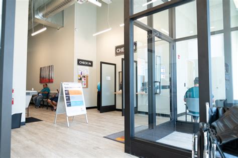 [Photo Story] Local leaders tour Lebanon Community Health Center - LebTown