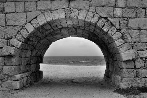 Herod’s Aqueduct – Caesarea Maritima | Kathy Leicester's Art Gallery