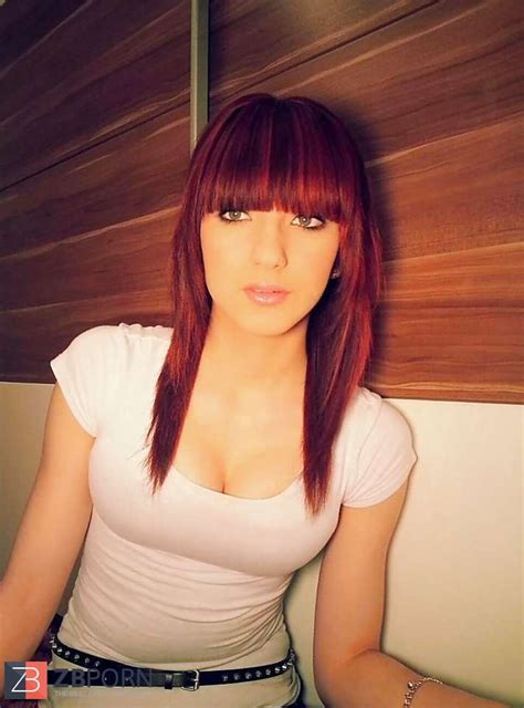 Super Cute Non Naked Femmes ZB Porn