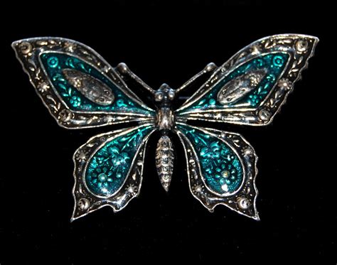 Брошь Бабочка с эмалью | Брошь, Бабочки, Эмаль