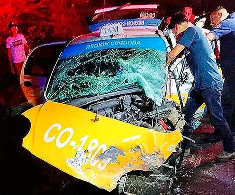 TAXISTA CORDOBÉS MUERE PRENSADO Dos heridos más en el encontronazo