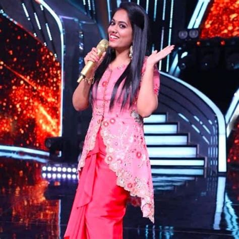 Indian Idol Contestant Sayli Kamble Has An Ethnic Wear Collection