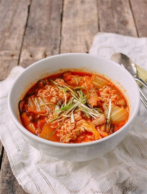 Quick And Easy Kimchi Ramen The Woks Of Life