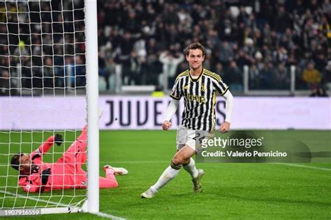 4 295 Juventus Fc Daniele Rugani Photos And High Res Pictures Getty Images