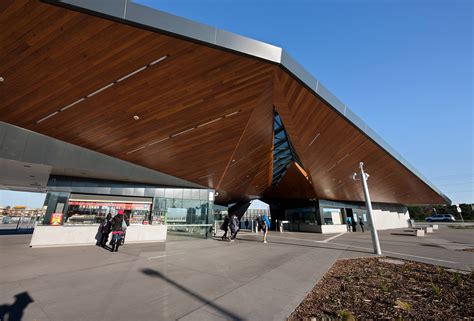 Commuters are angry about the limited epping tube station parking 20