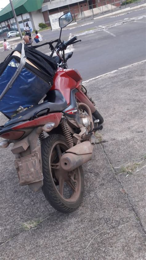 Moto avaliada em R 4 mil é apreendida no DF mais de R 66 mil em