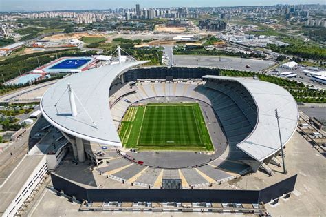 Ataturk Olimpiyat Stadi Istanbul 21 Football Stadiums