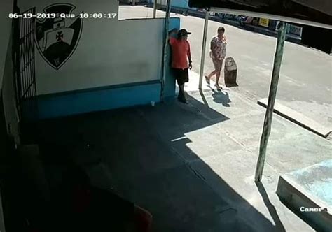 PC Pede Apoio Para Identificar E Localizar Mulher Procurada Por Furto SSP