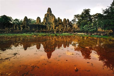 Abandoned Temples in Cambodia – Fubiz Media