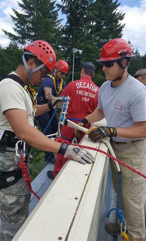 JBLM Soldiers with 12M MOS fight fires, respond to emergencies